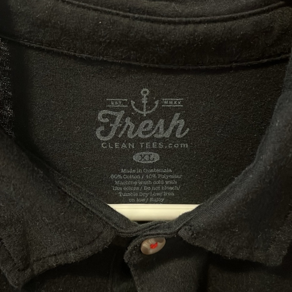 Collared shirt! - Picture 4 of 6